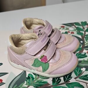 Geox Light Pink Kids Velcro Sneakers with Strawberry Patch